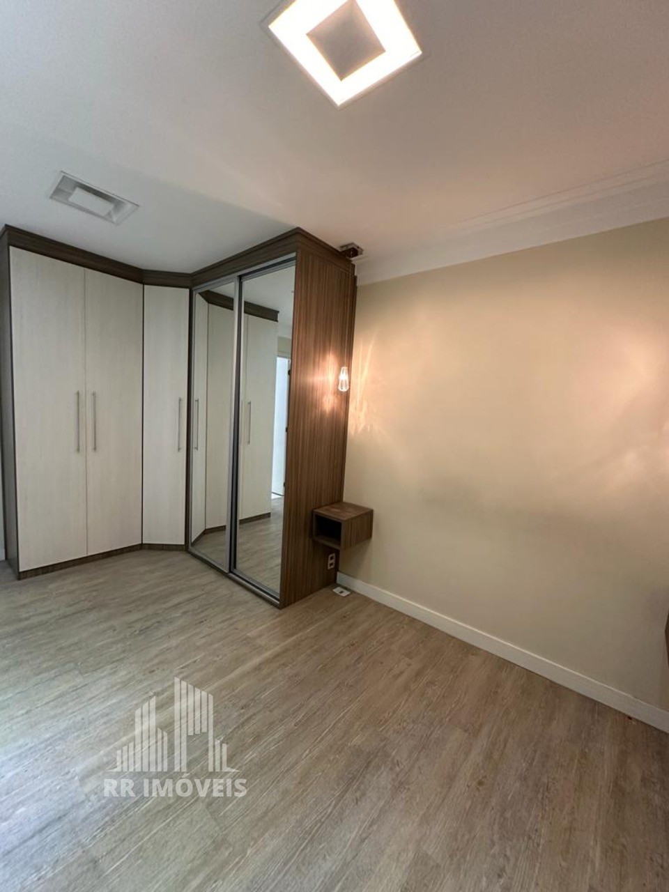 Apartamento à venda com 2 quartos, 68m² - Foto 19