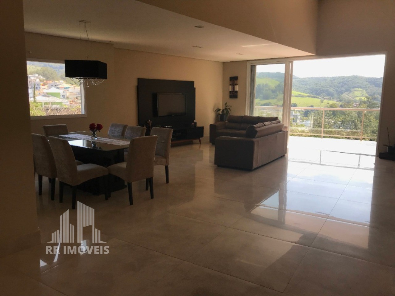 Casa à venda com 4 quartos, 465m² - Foto 2