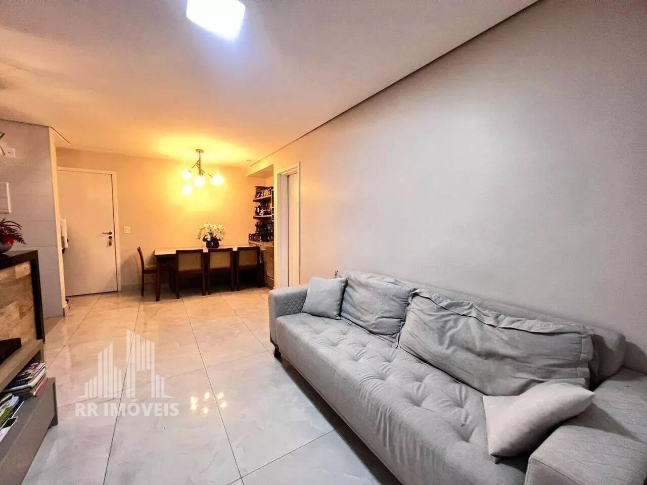 Apartamento à venda com 2 quartos, 80m² - Foto 1