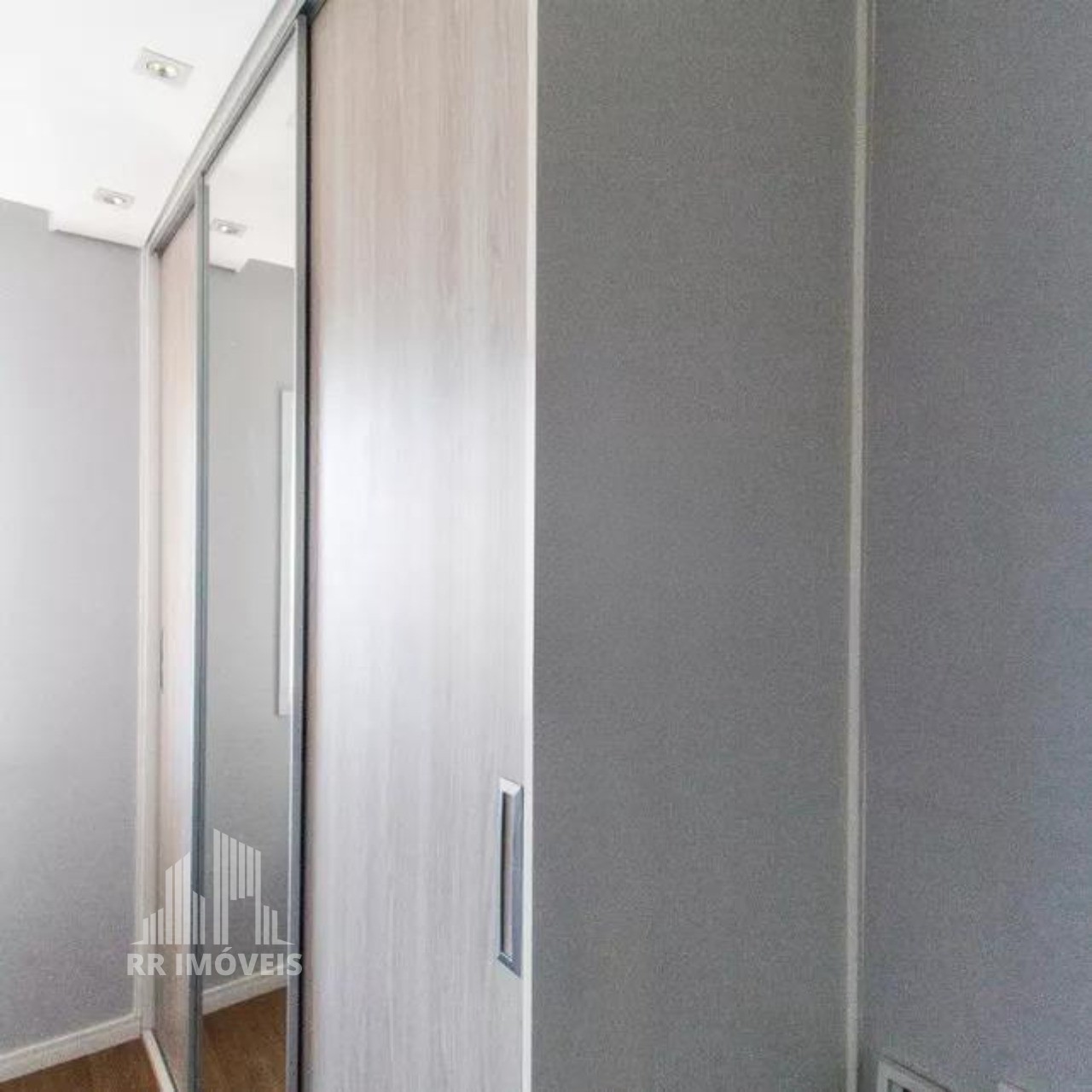 Apartamento à venda com 2 quartos, 69m² - Foto 22