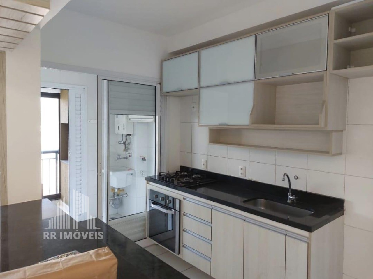 Apartamento à venda com 3 quartos, 85m² - Foto 9