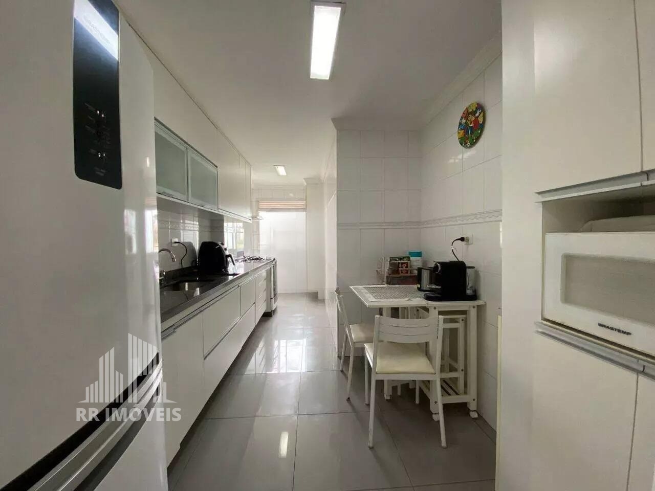 Apartamento à venda com 3 quartos, 94m² - Foto 6