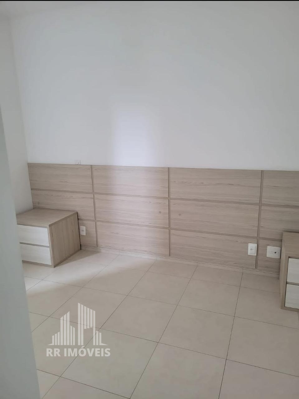 Apartamento à venda com 3 quartos, 85m² - Foto 12