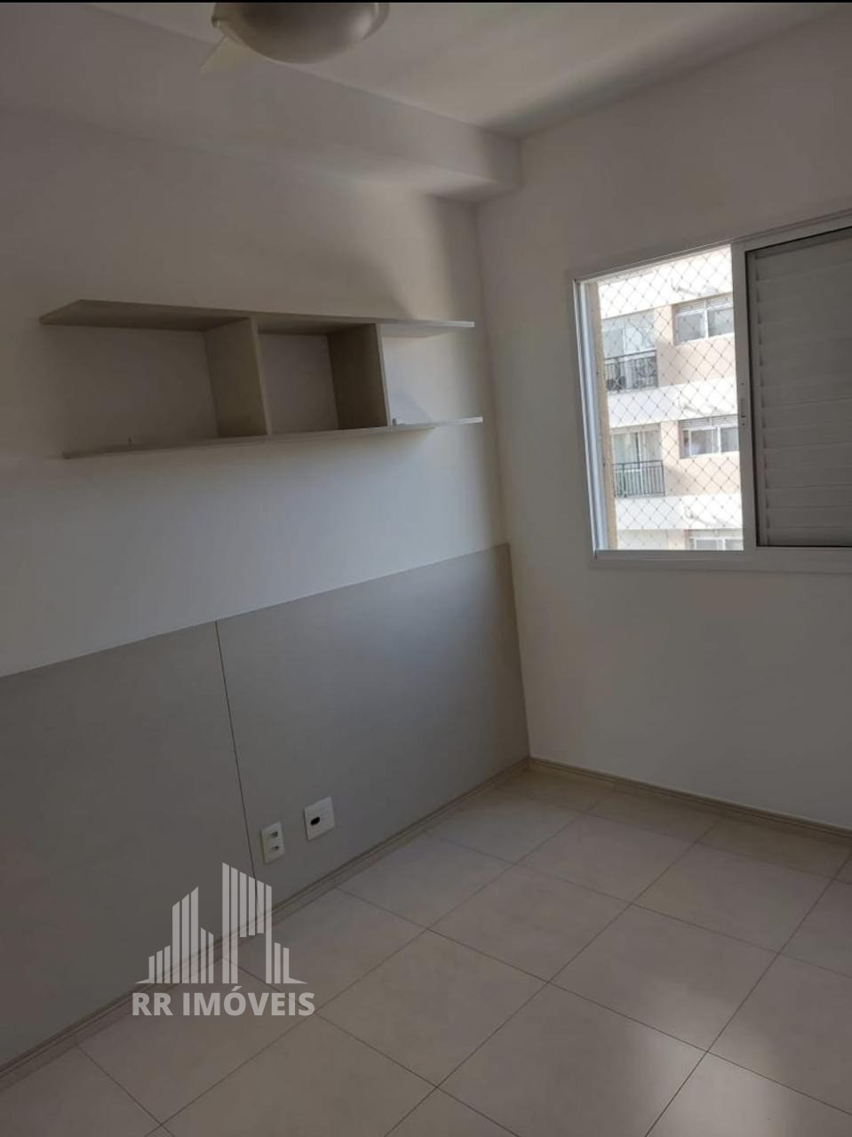 Apartamento à venda com 3 quartos, 85m² - Foto 18