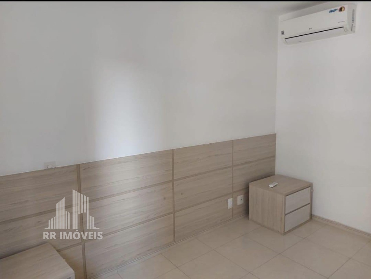 Apartamento à venda com 3 quartos, 85m² - Foto 13