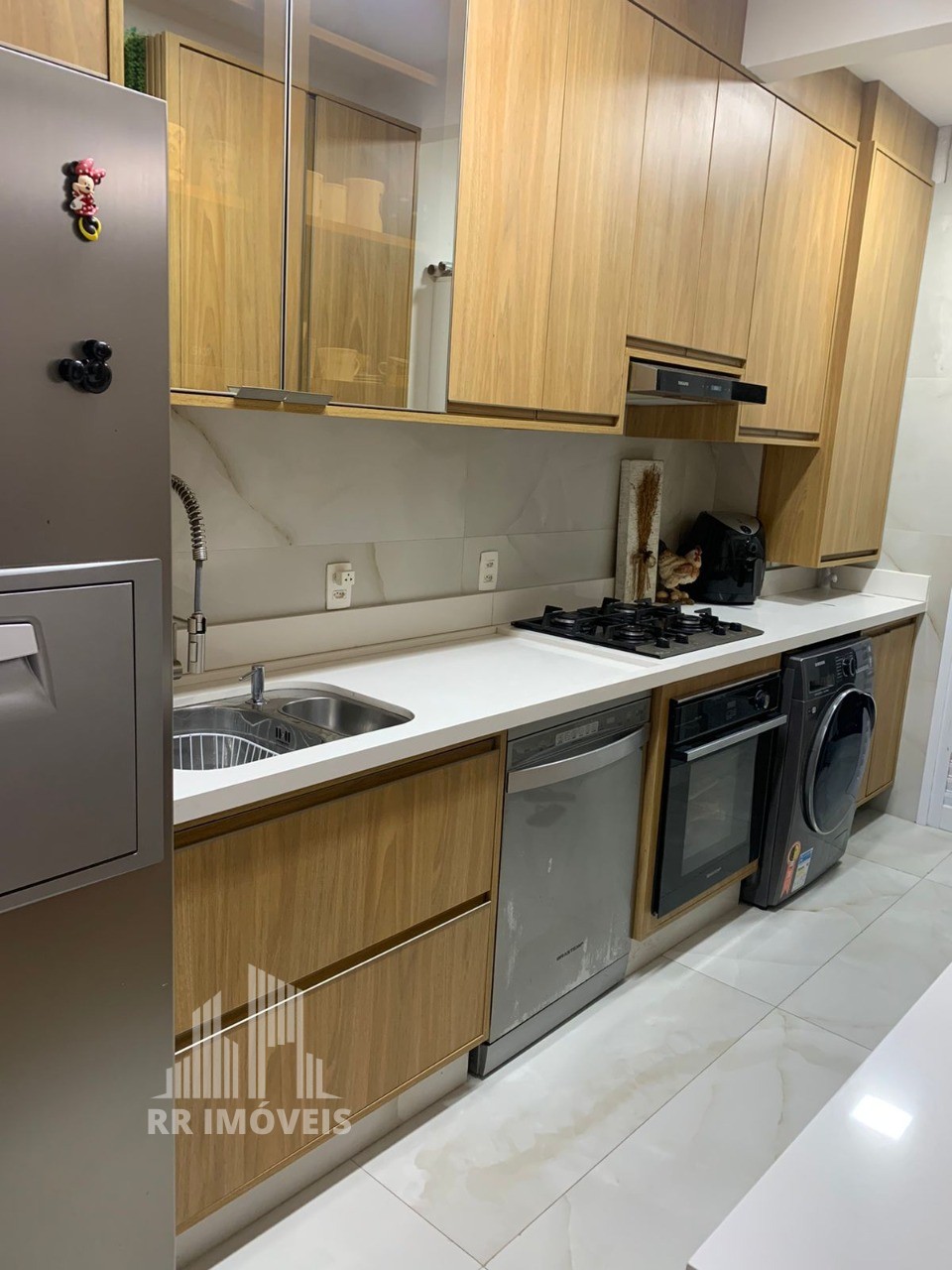 Apartamento à venda com 3 quartos, 85m² - Foto 1