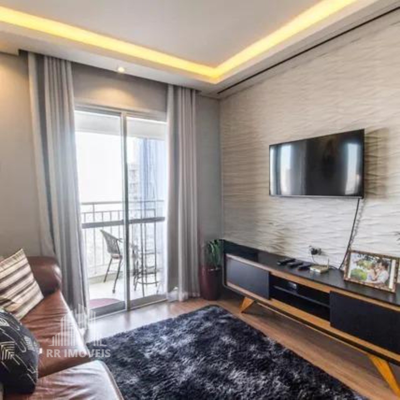 Apartamento à venda com 2 quartos, 69m² - Foto 2