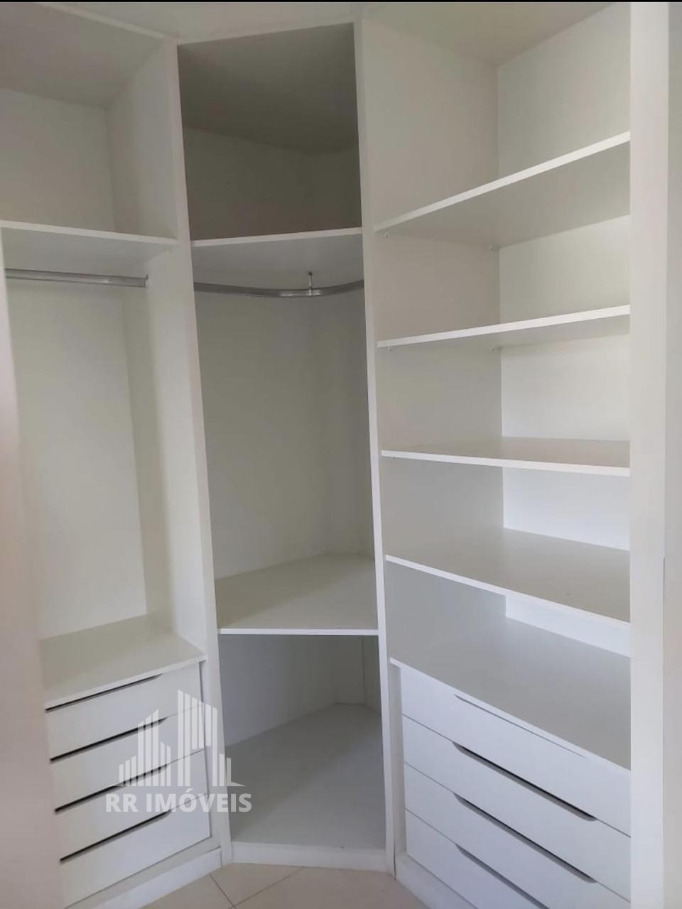 Apartamento à venda com 3 quartos, 85m² - Foto 16