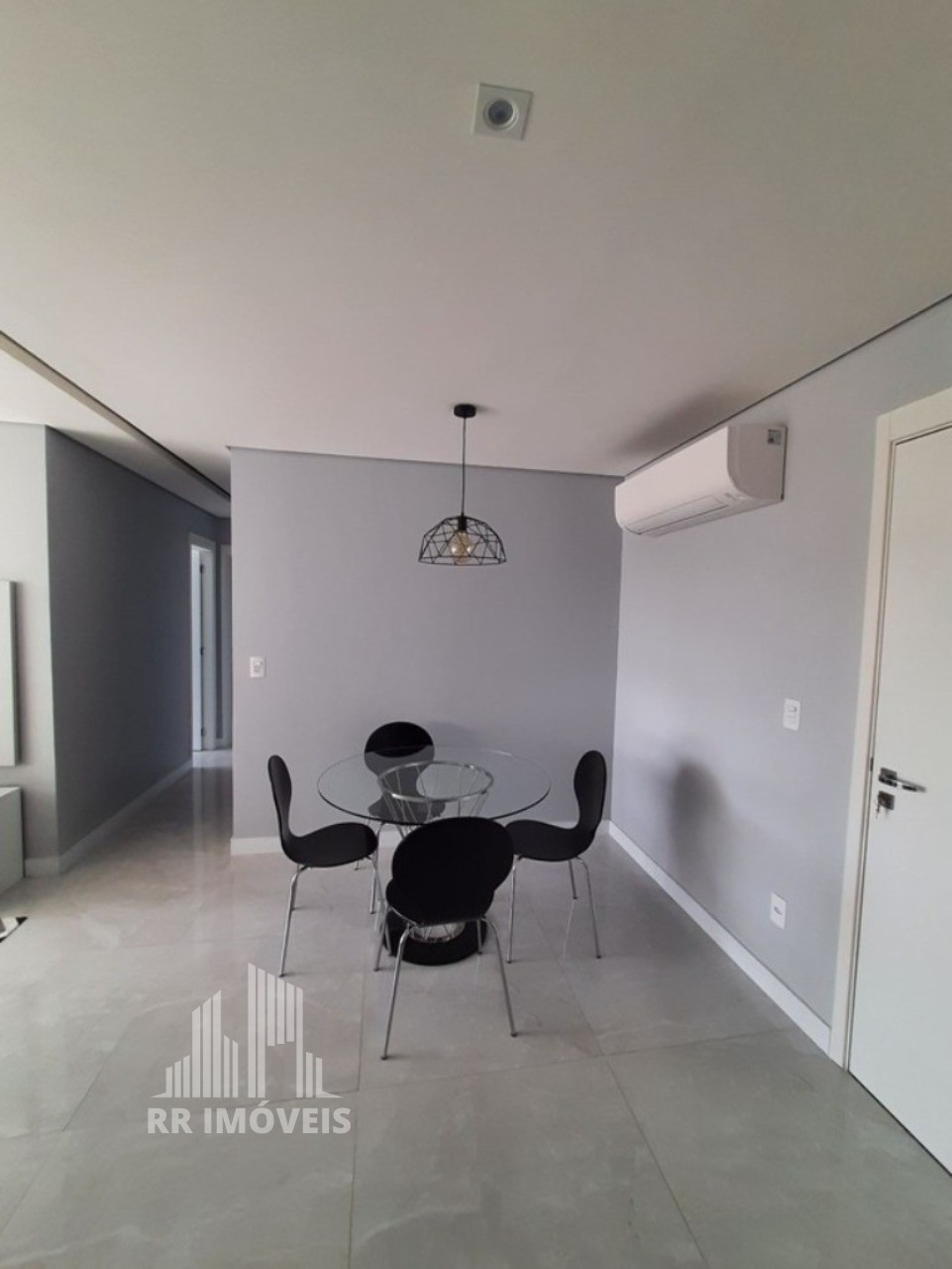 Apartamento à venda com 2 quartos, 70m² - Foto 5