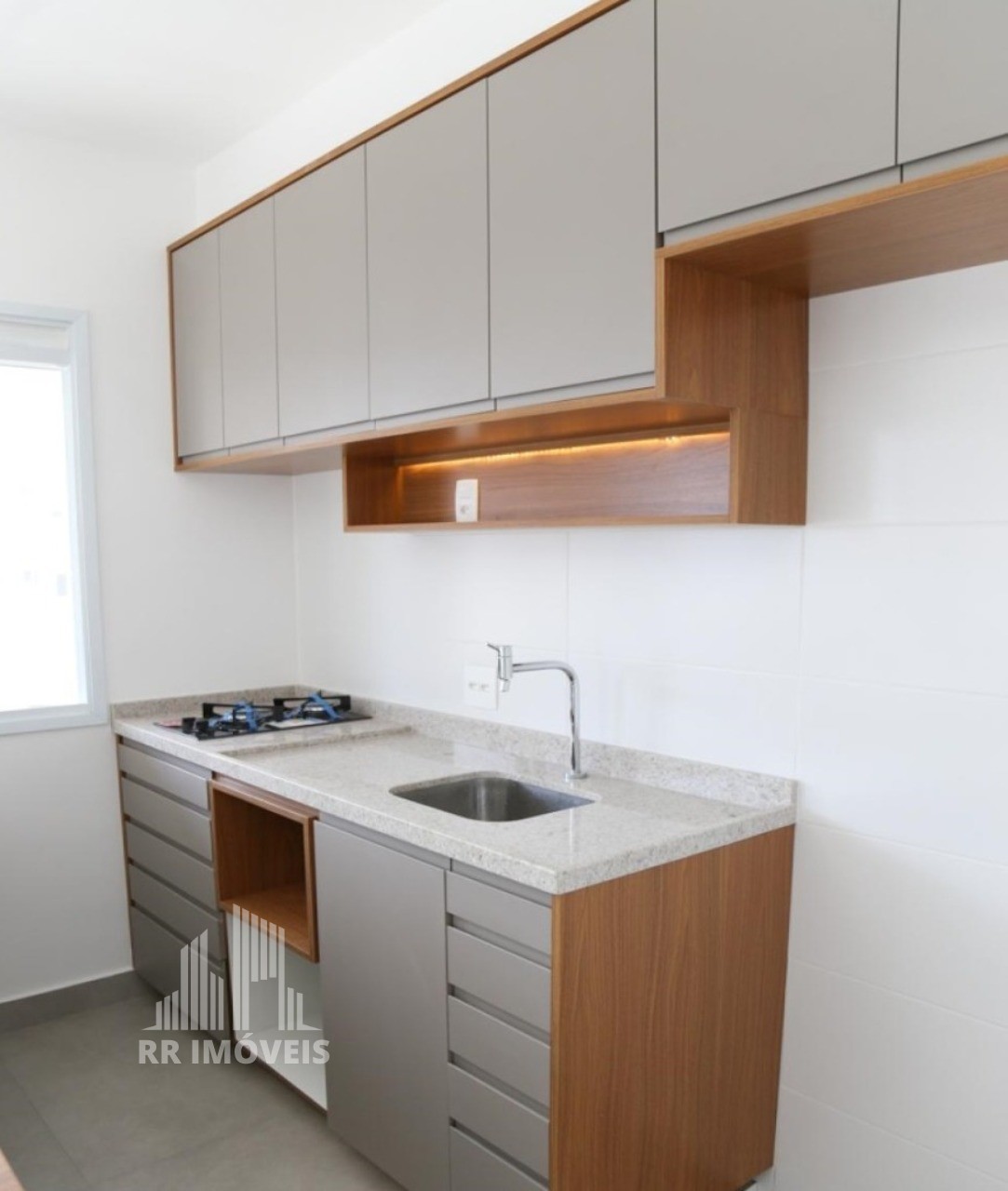 Apartamento à venda com 1 quarto, 54m² - Foto 1