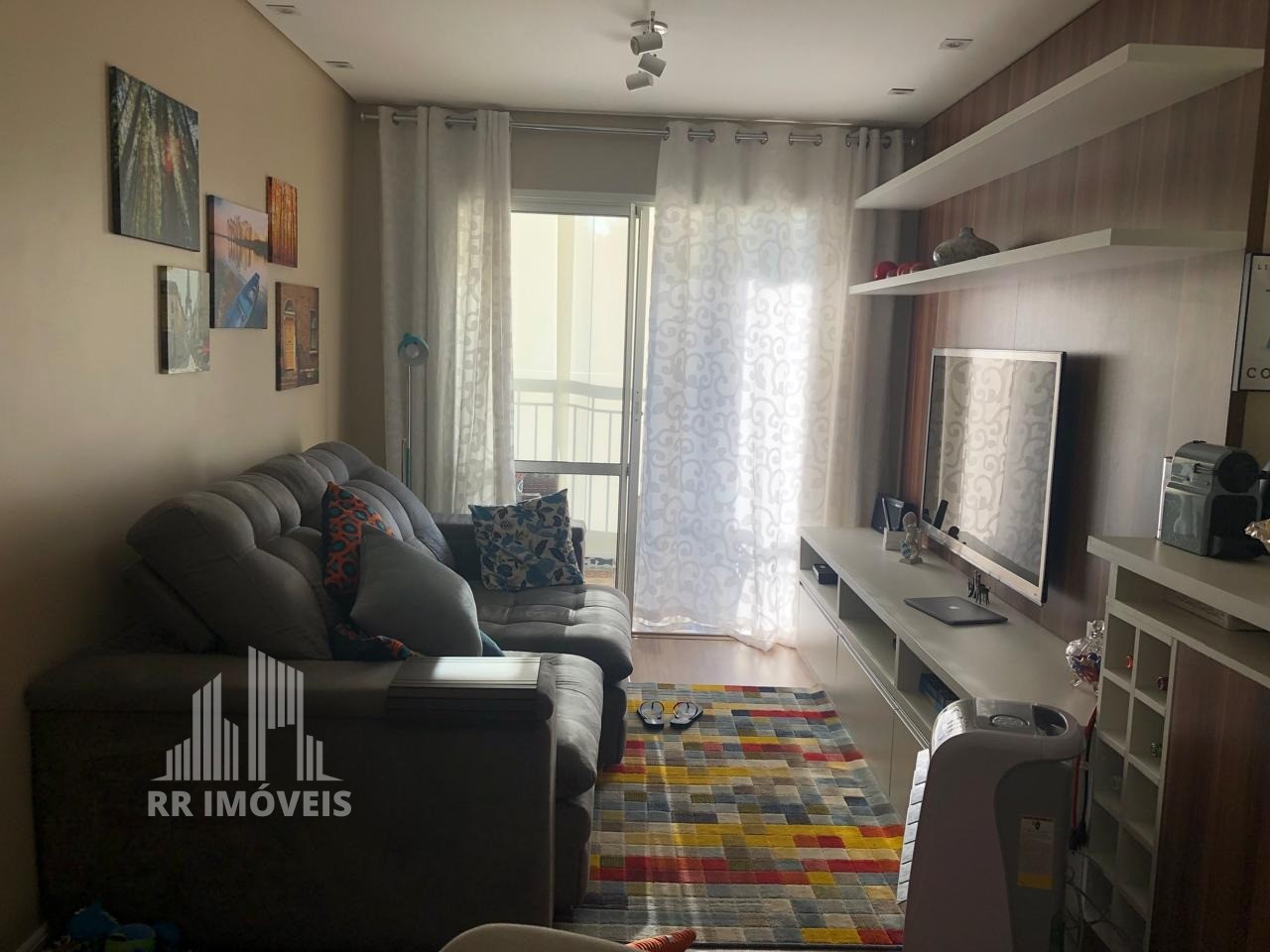 Apartamento à venda com 2 quartos, 68m² - Foto 1