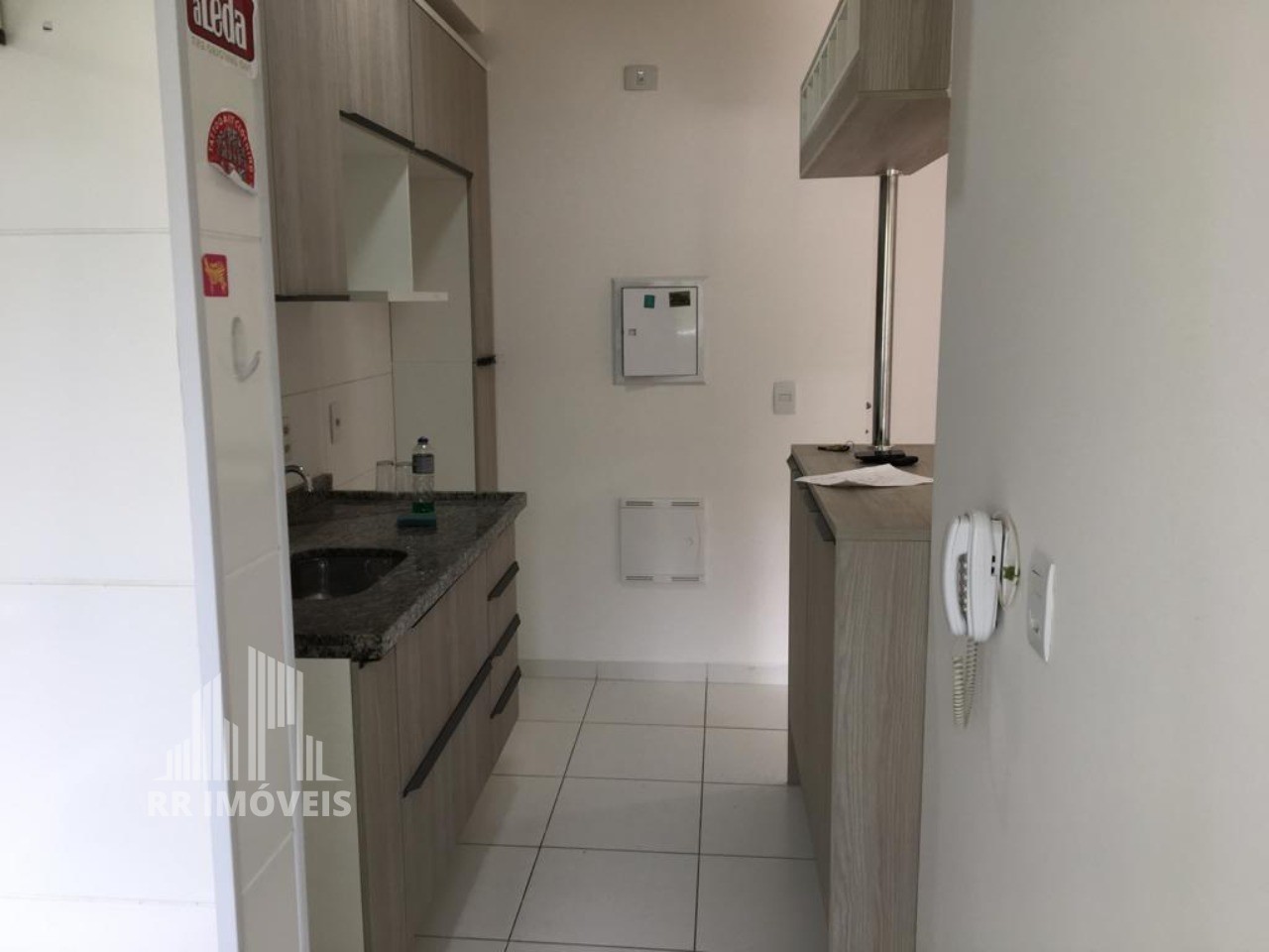 Apartamento à venda com 1 quarto, 68m² - Foto 6