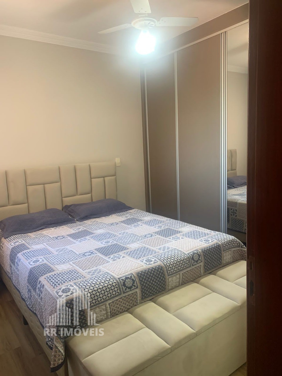 Apartamento à venda com 3 quartos, 77m² - Foto 11