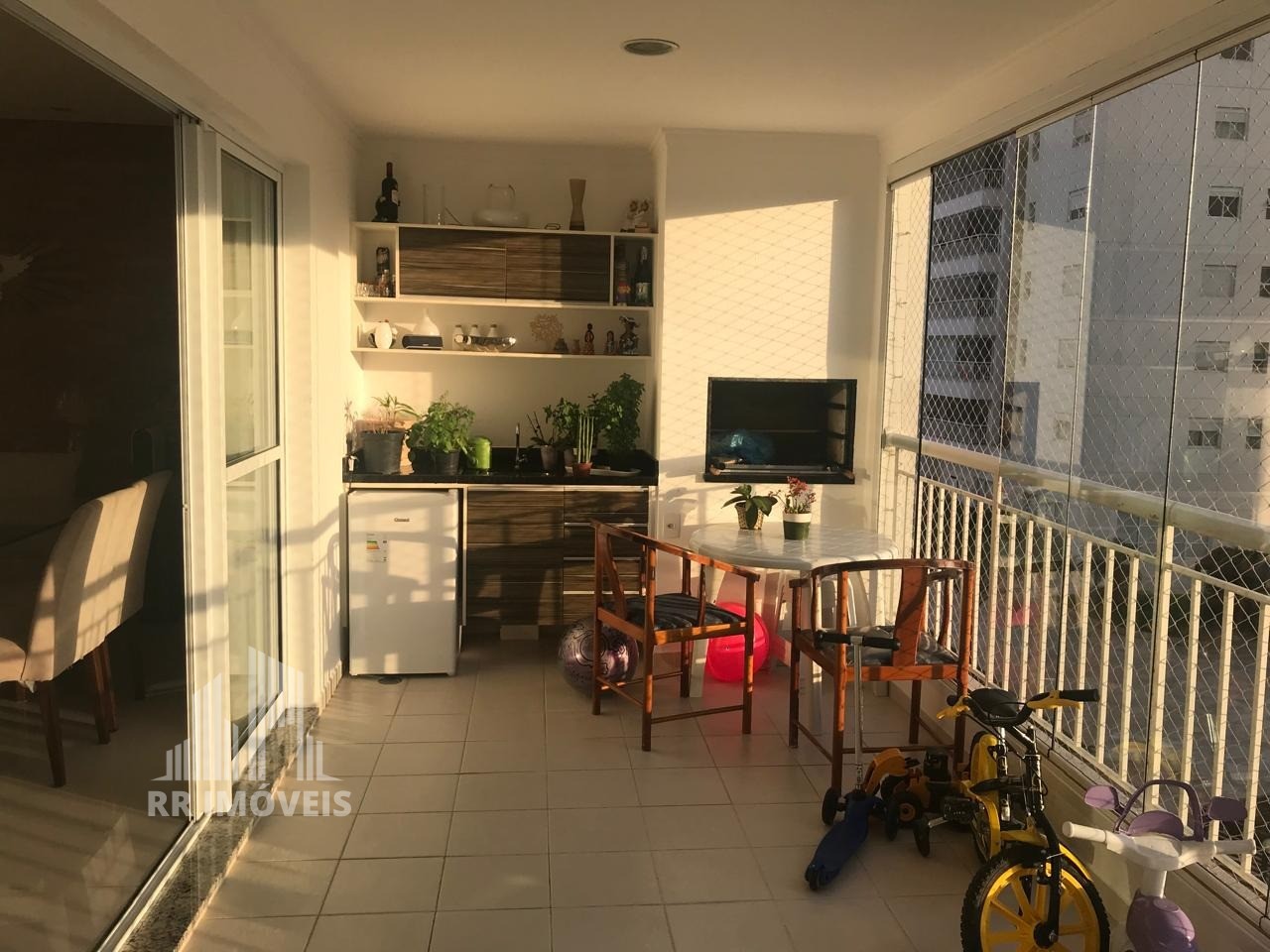 Apartamento à venda com 3 quartos, 132m² - Foto 6