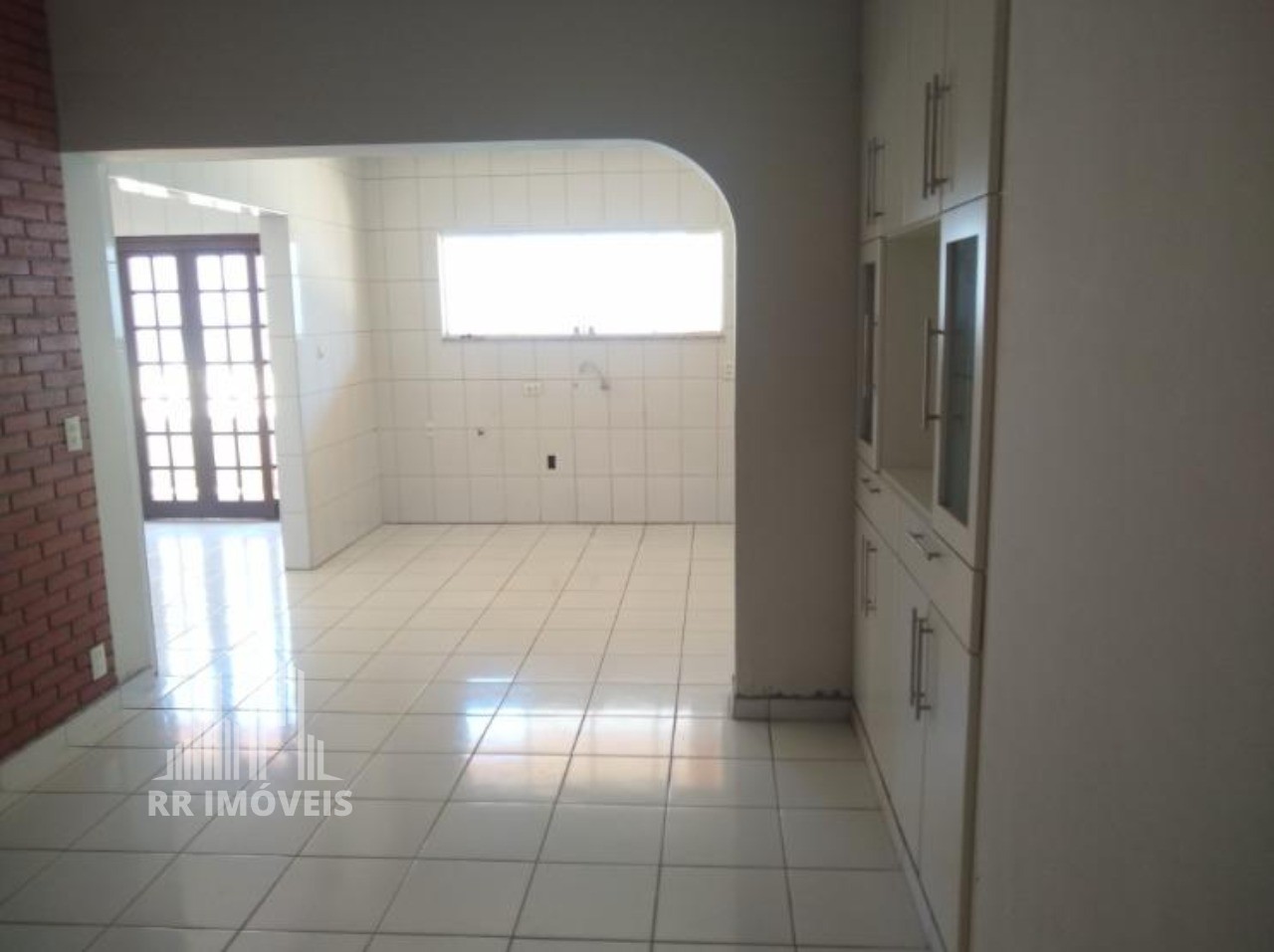 Casa à venda com 3 quartos, 307m² - Foto 13