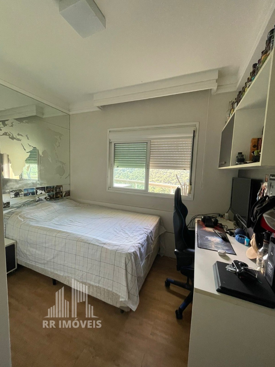 Apartamento à venda com 4 quartos, 133m² - Foto 13