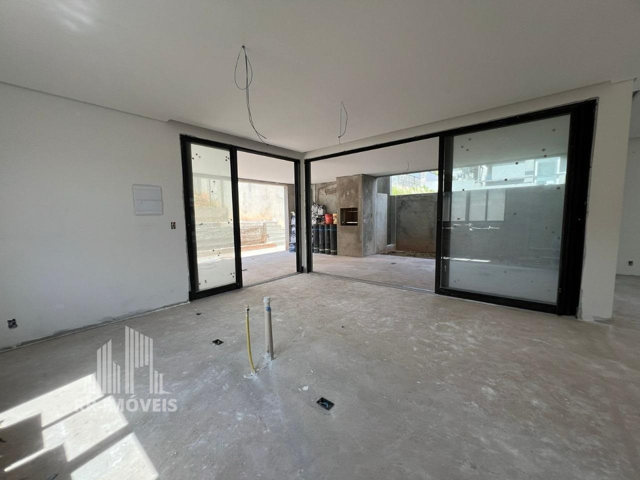 Casa à venda com 3 quartos, 290m² - Foto 7