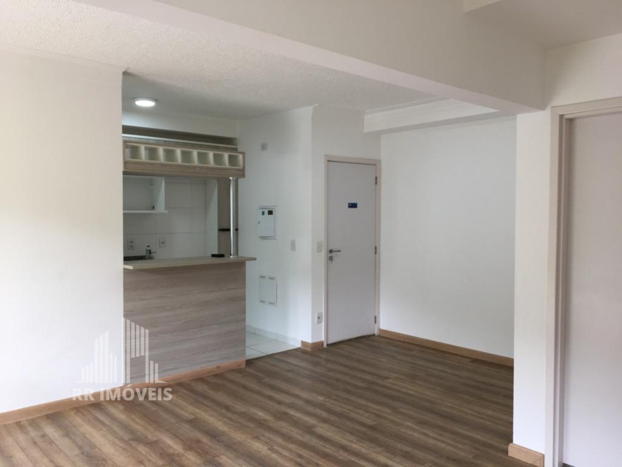 Apartamento à venda com 1 quarto, 68m² - Foto 7