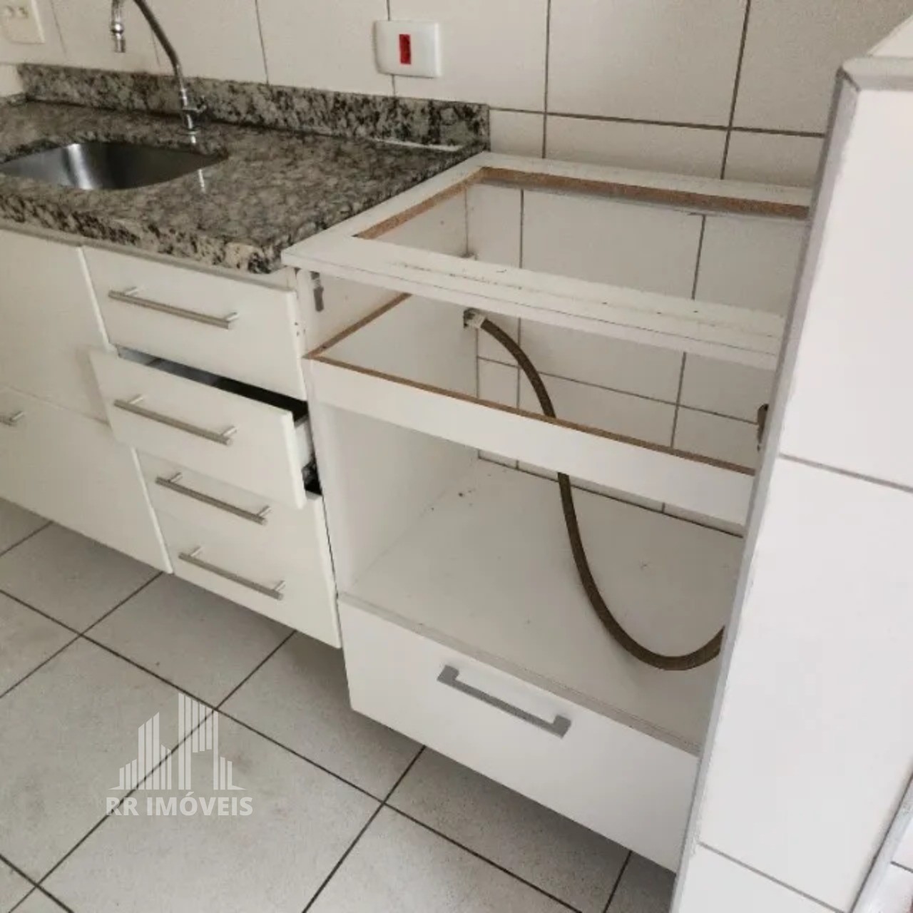 Apartamento à venda com 2 quartos, 57m² - Foto 3