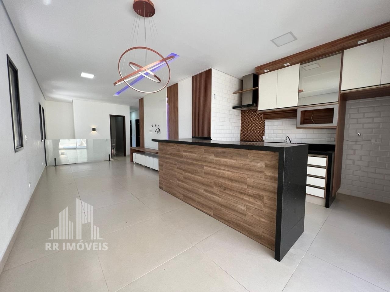 Casa à venda com 4 quartos, 178m² - Foto 3