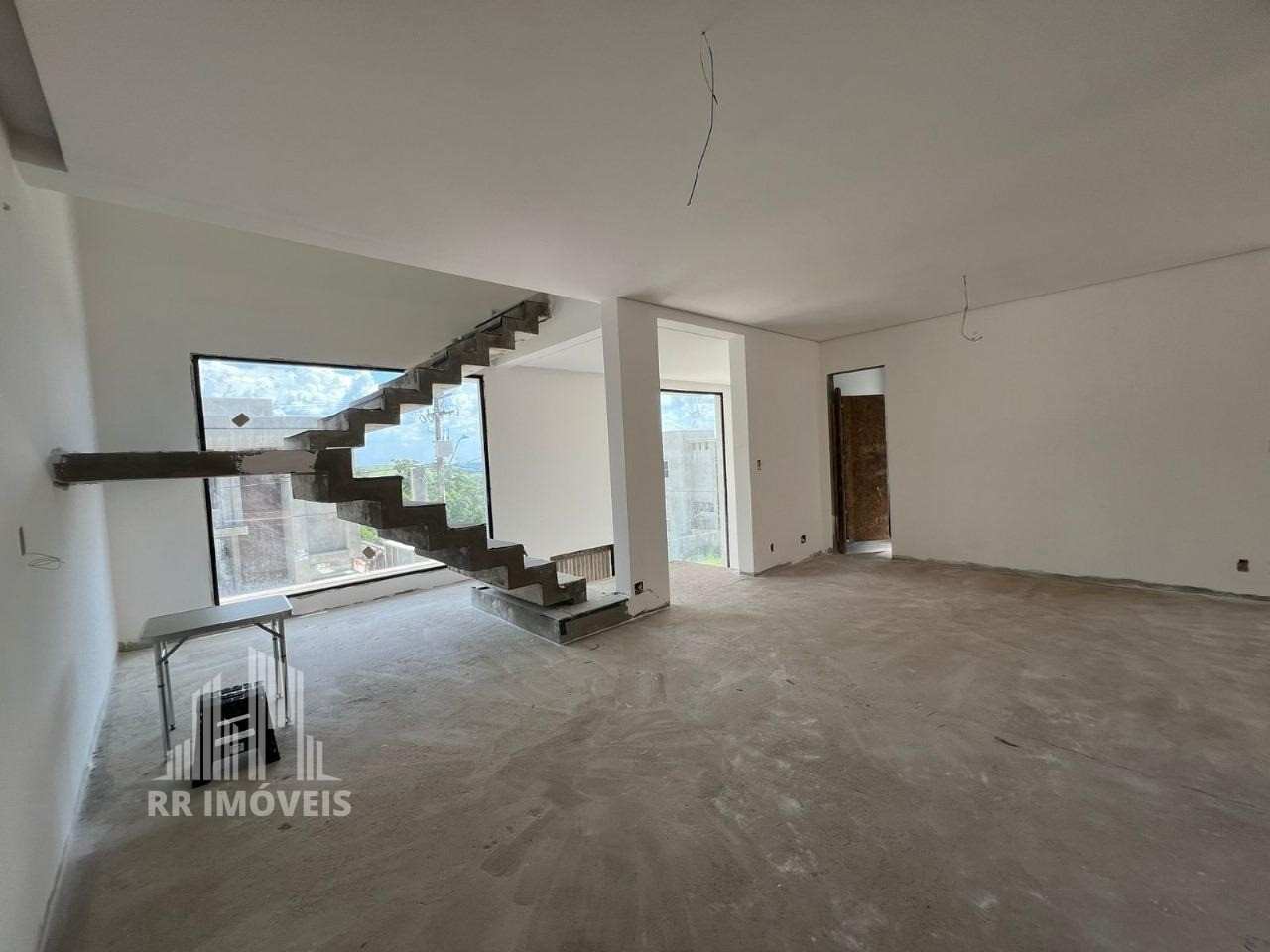 Casa à venda com 3 quartos, 290m² - Foto 8