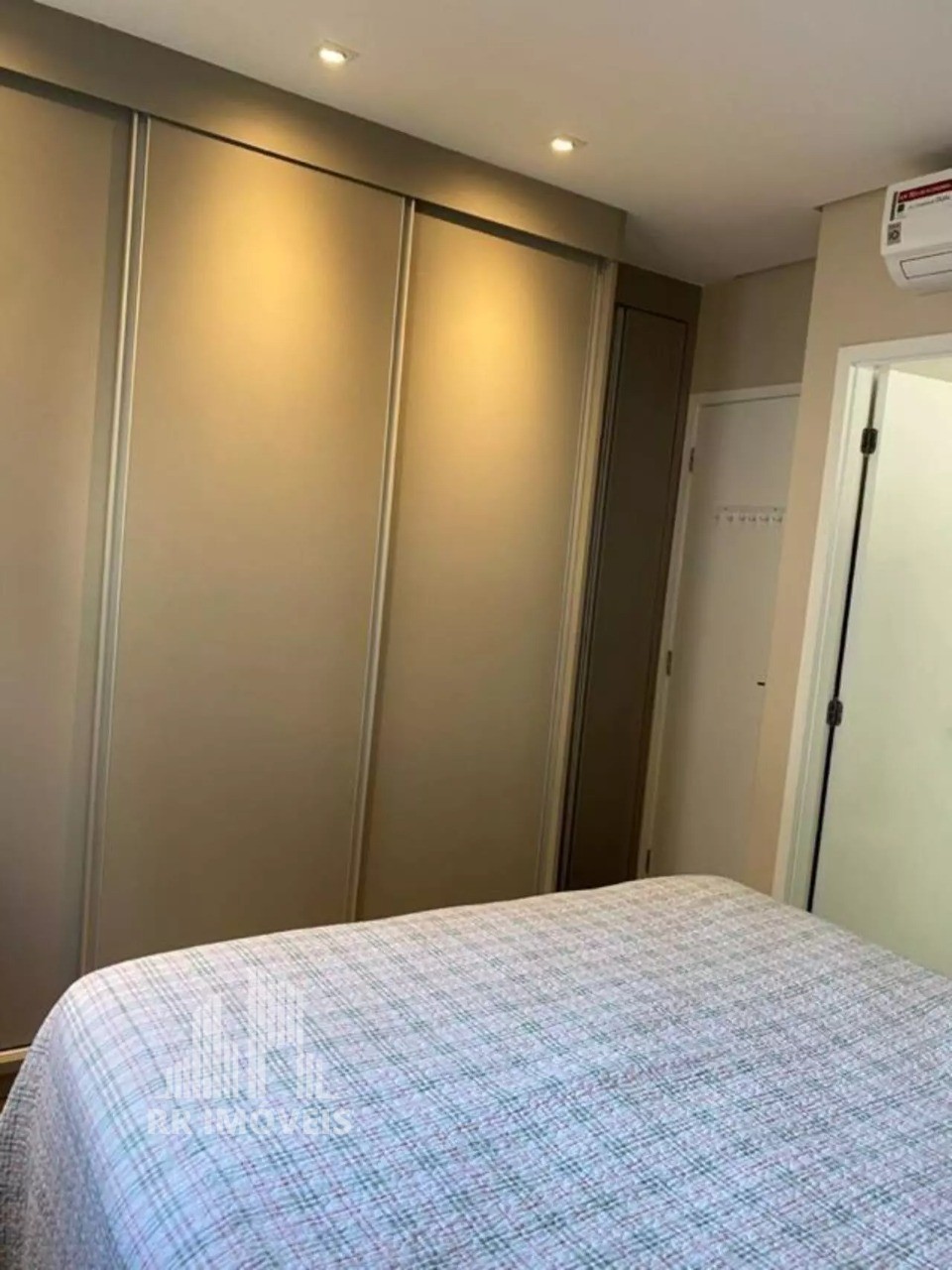 Apartamento à venda com 2 quartos, 81m² - Foto 16