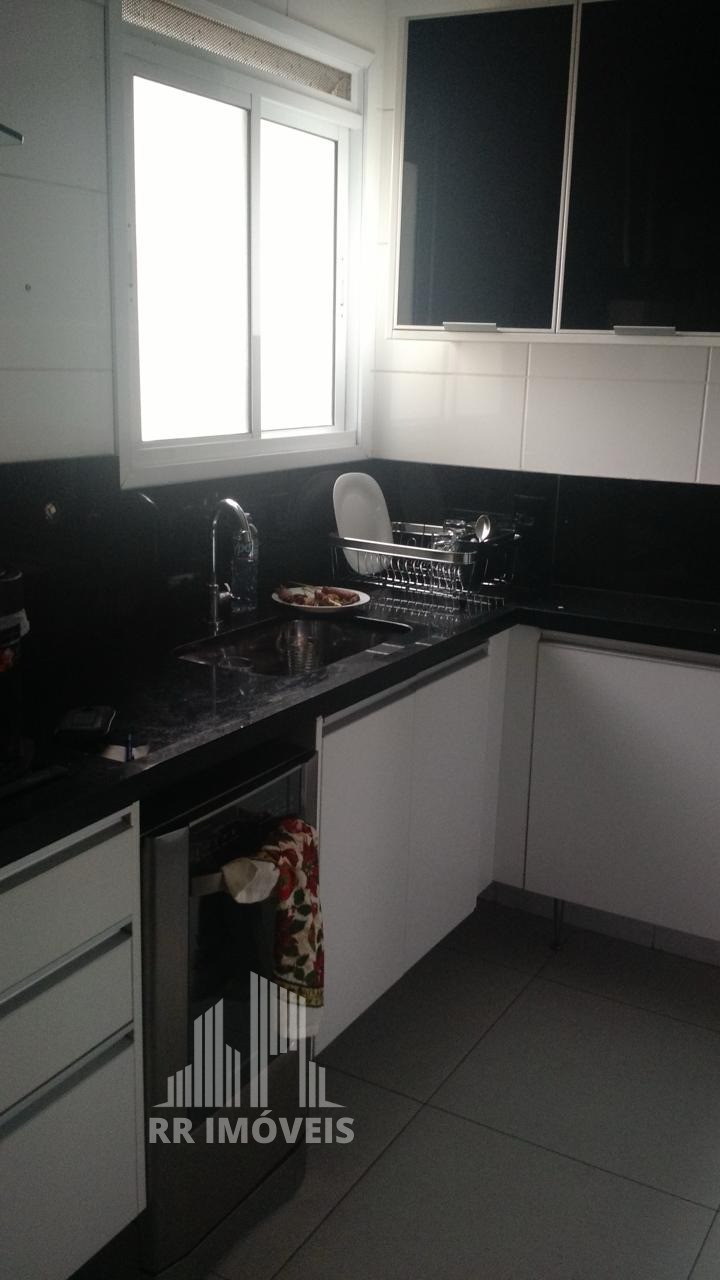 Apartamento à venda com 3 quartos, 105m² - Foto 13