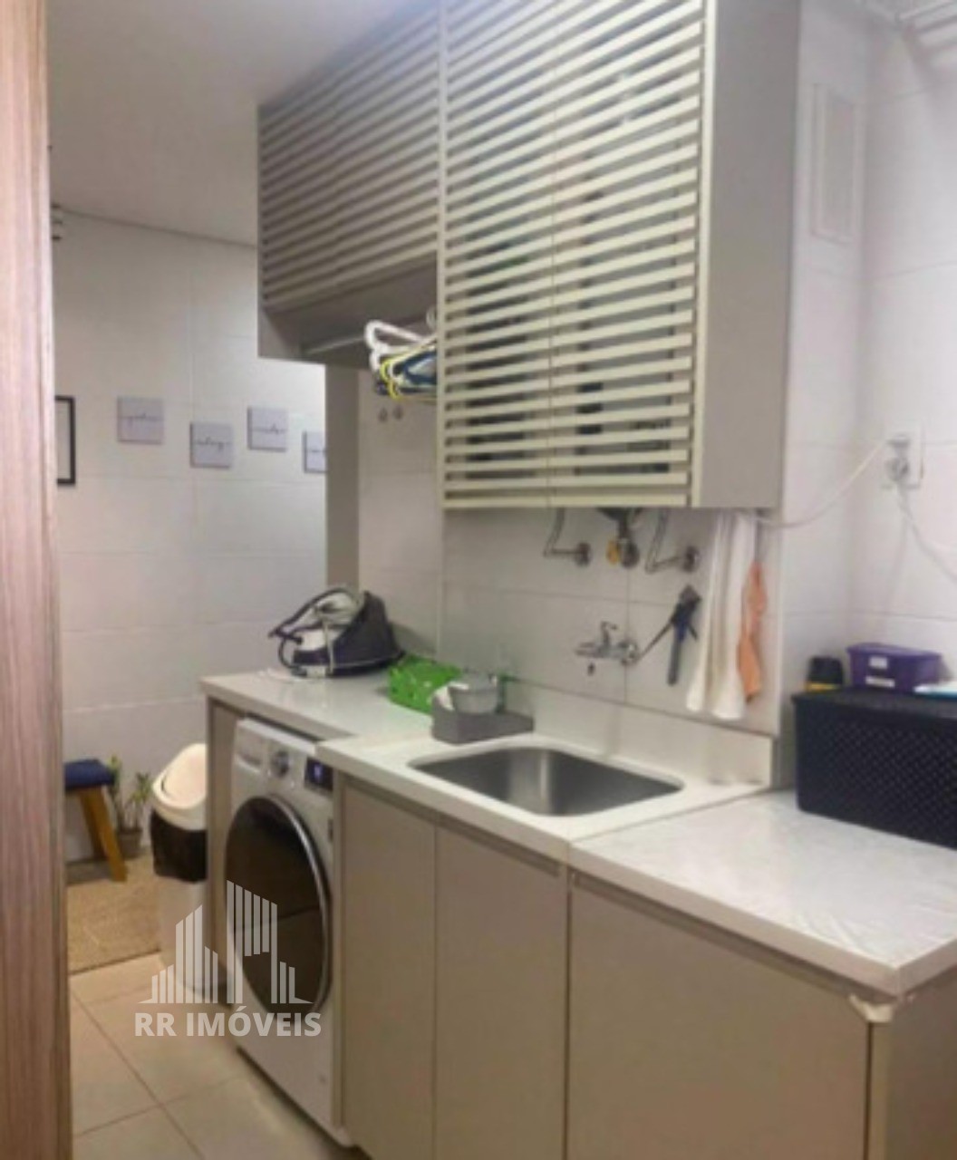 Apartamento à venda com 3 quartos, 140m² - Foto 11