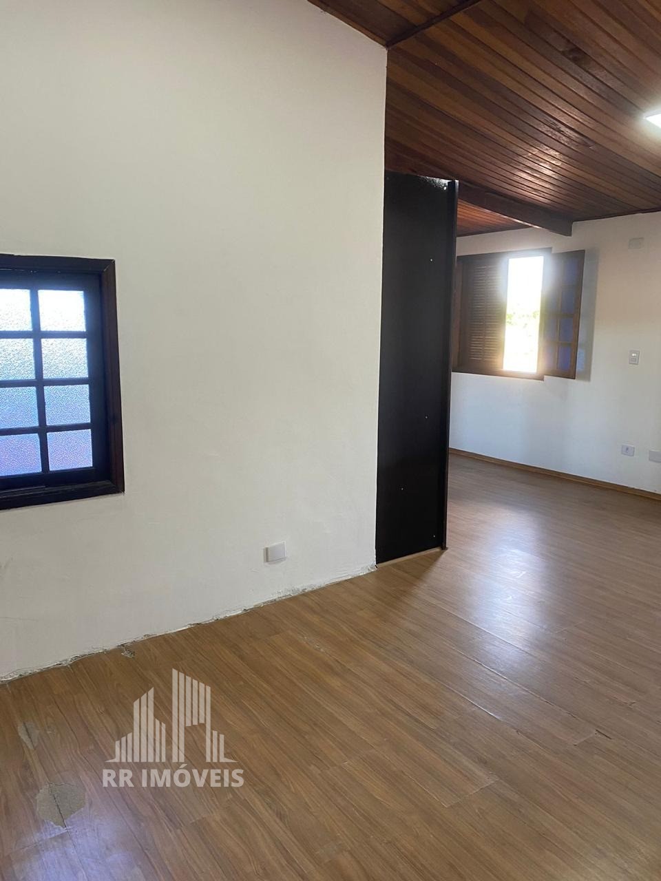 Casa à venda com 2 quartos, 169m² - Foto 13