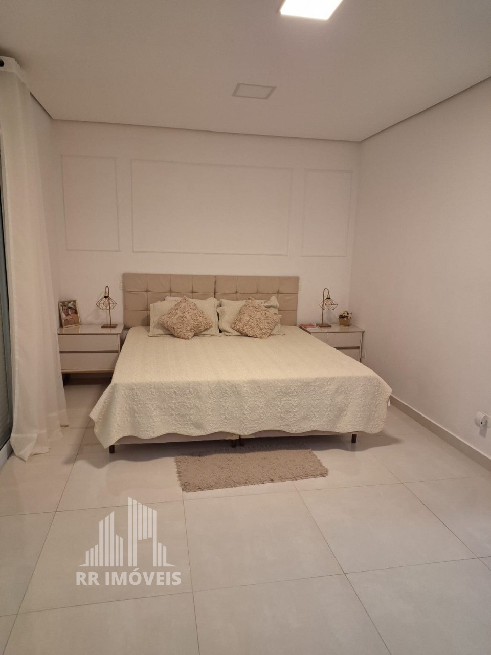 Casa à venda com 3 quartos, 273m² - Foto 10