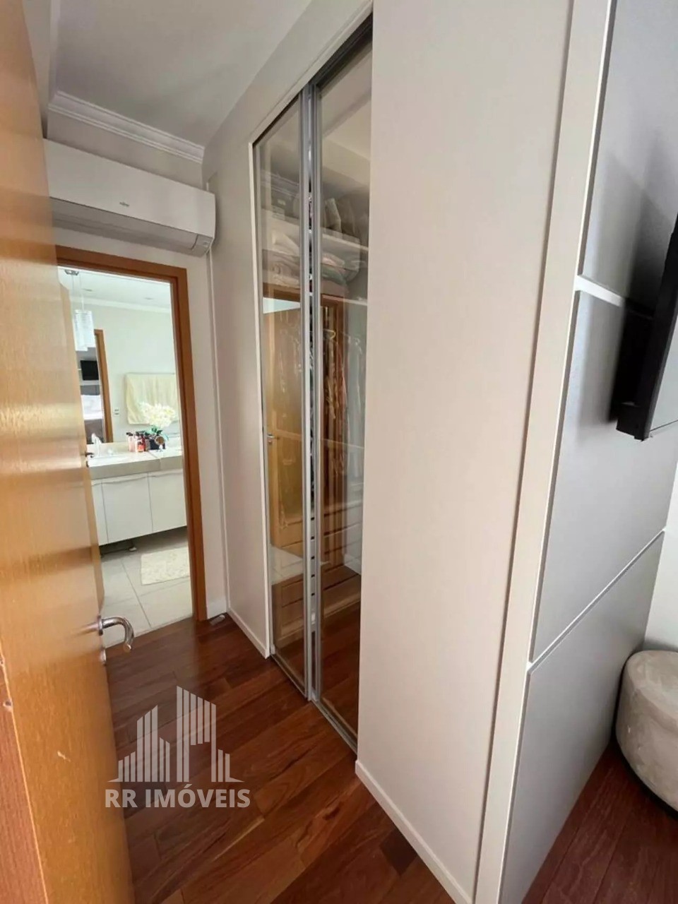 Apartamento à venda com 3 quartos, 116m² - Foto 17