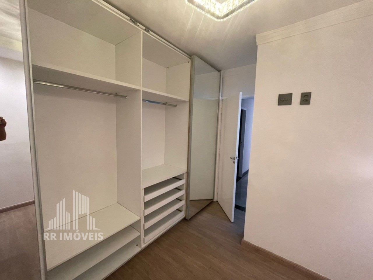 Apartamento à venda com 3 quartos, 80m² - Foto 19