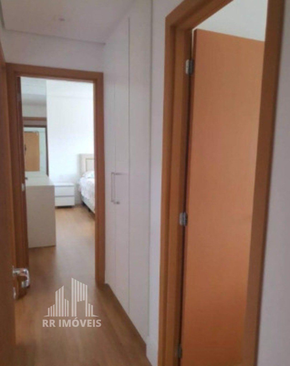 Apartamento à venda com 3 quartos, 140m² - Foto 10