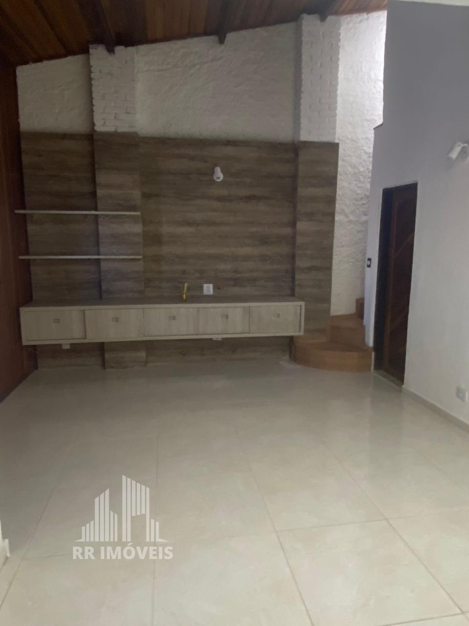 Casa à venda com 2 quartos, 169m² - Foto 5