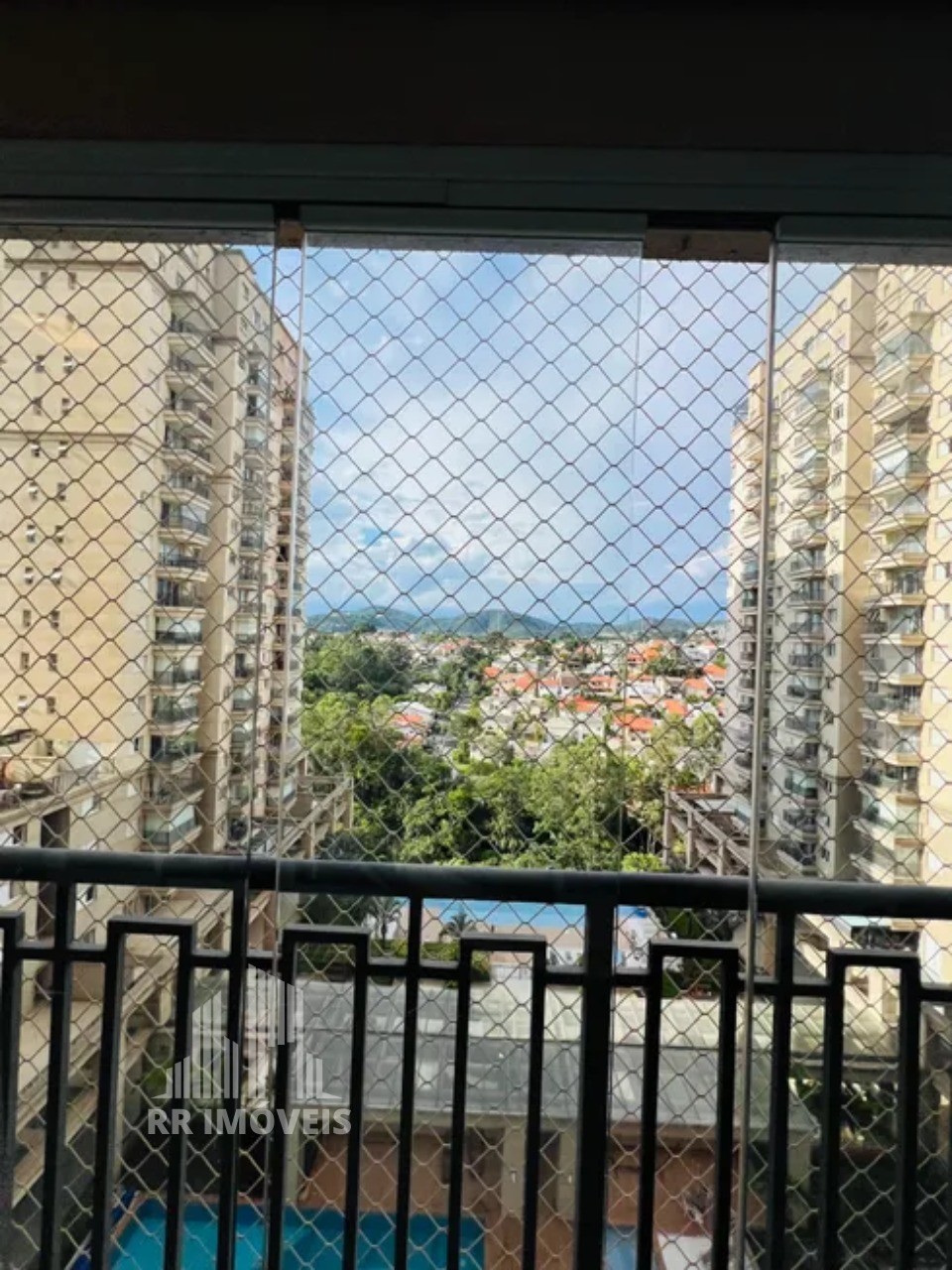 Apartamento à venda com 3 quartos, 107m² - Foto 12