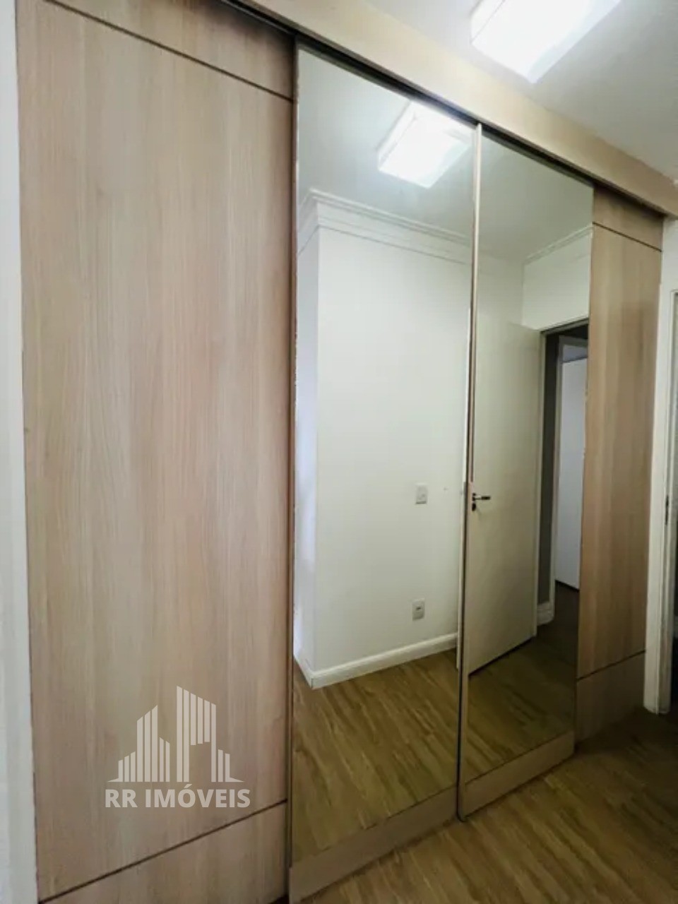 Apartamento à venda com 3 quartos, 107m² - Foto 34