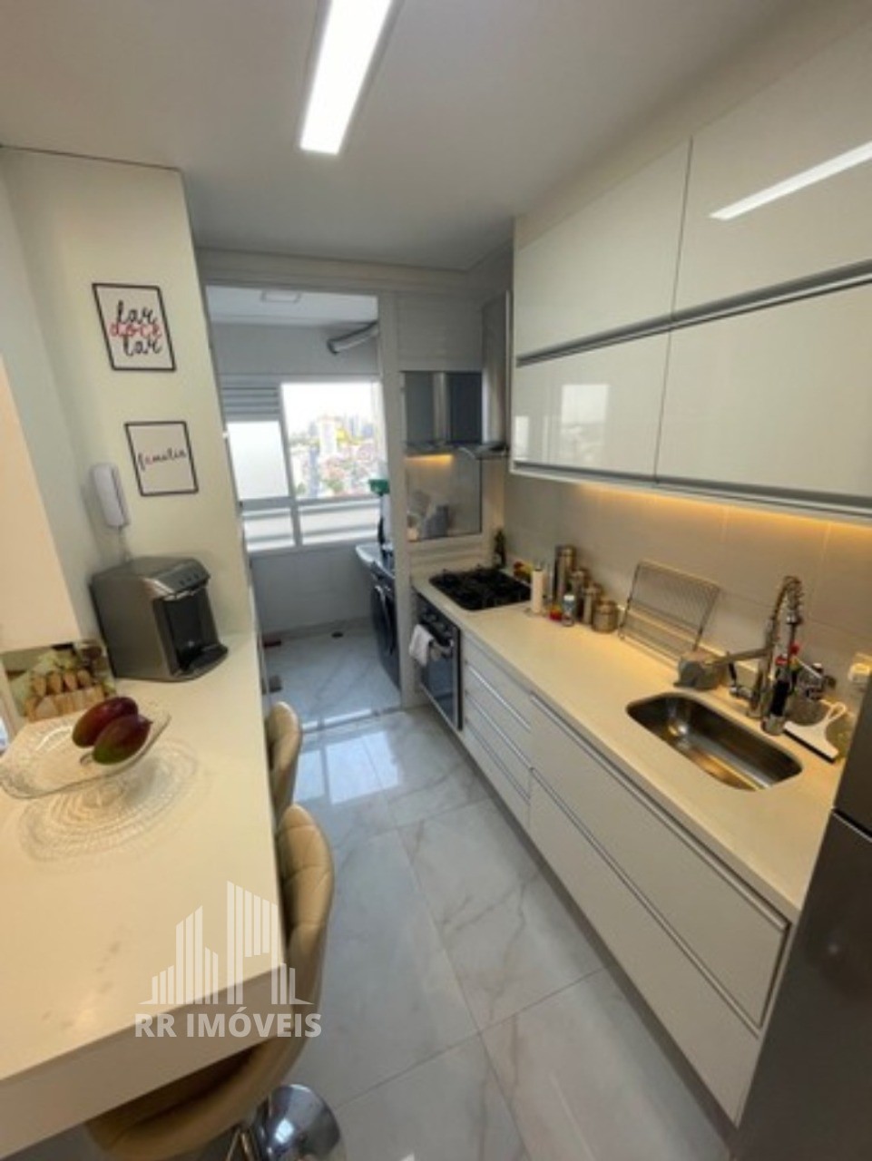 Apartamento à venda com 2 quartos, 60m² - Foto 6