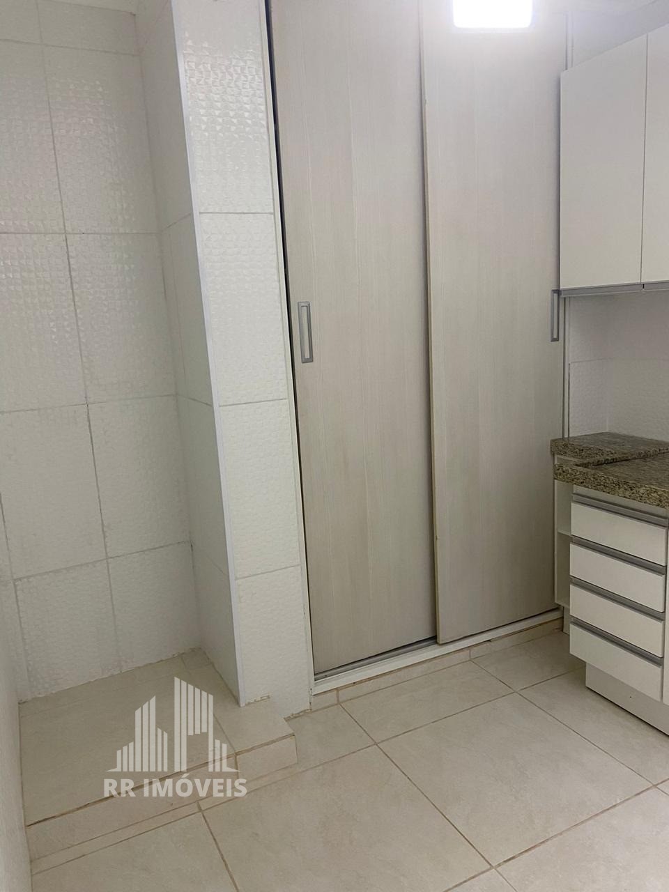 Casa à venda com 2 quartos, 169m² - Foto 8