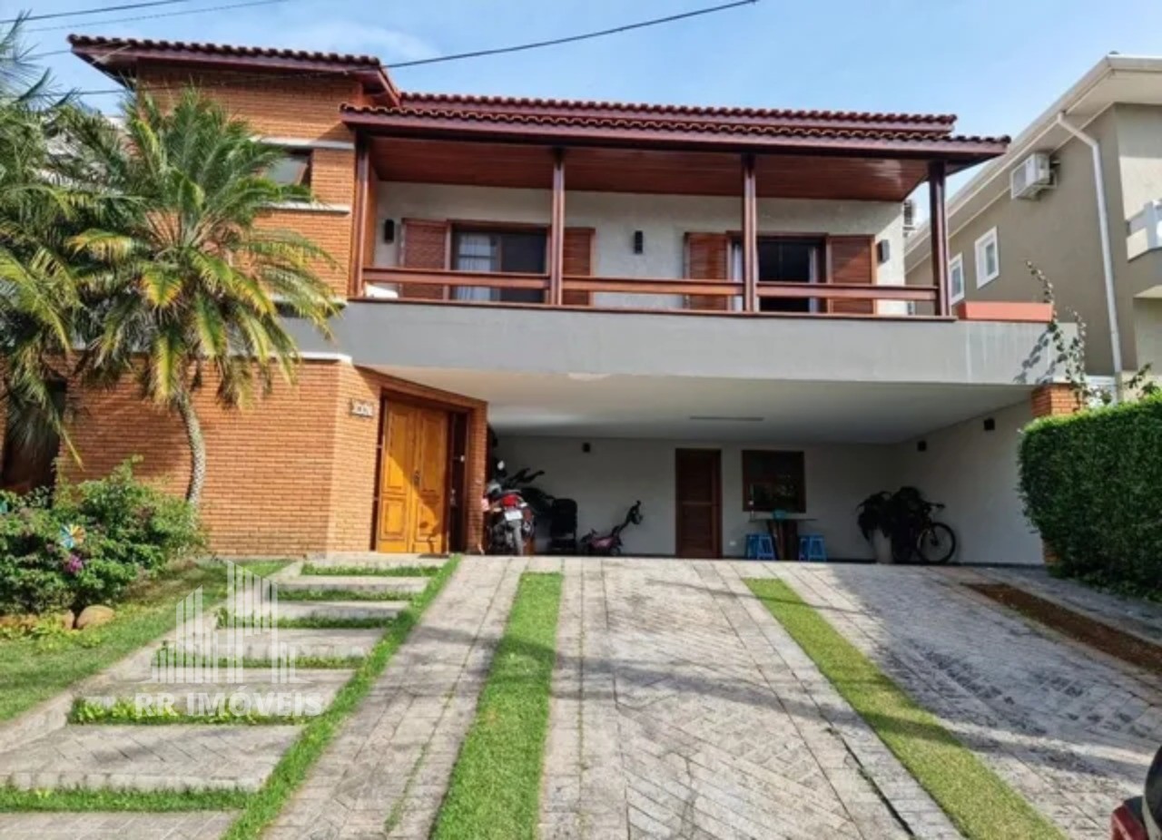 Casa à venda com 3 quartos, 320m² - Foto 1