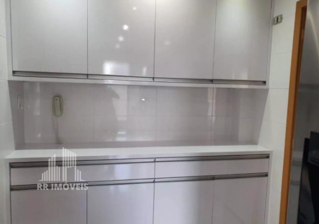 Apartamento à venda com 3 quartos, 140m² - Foto 9