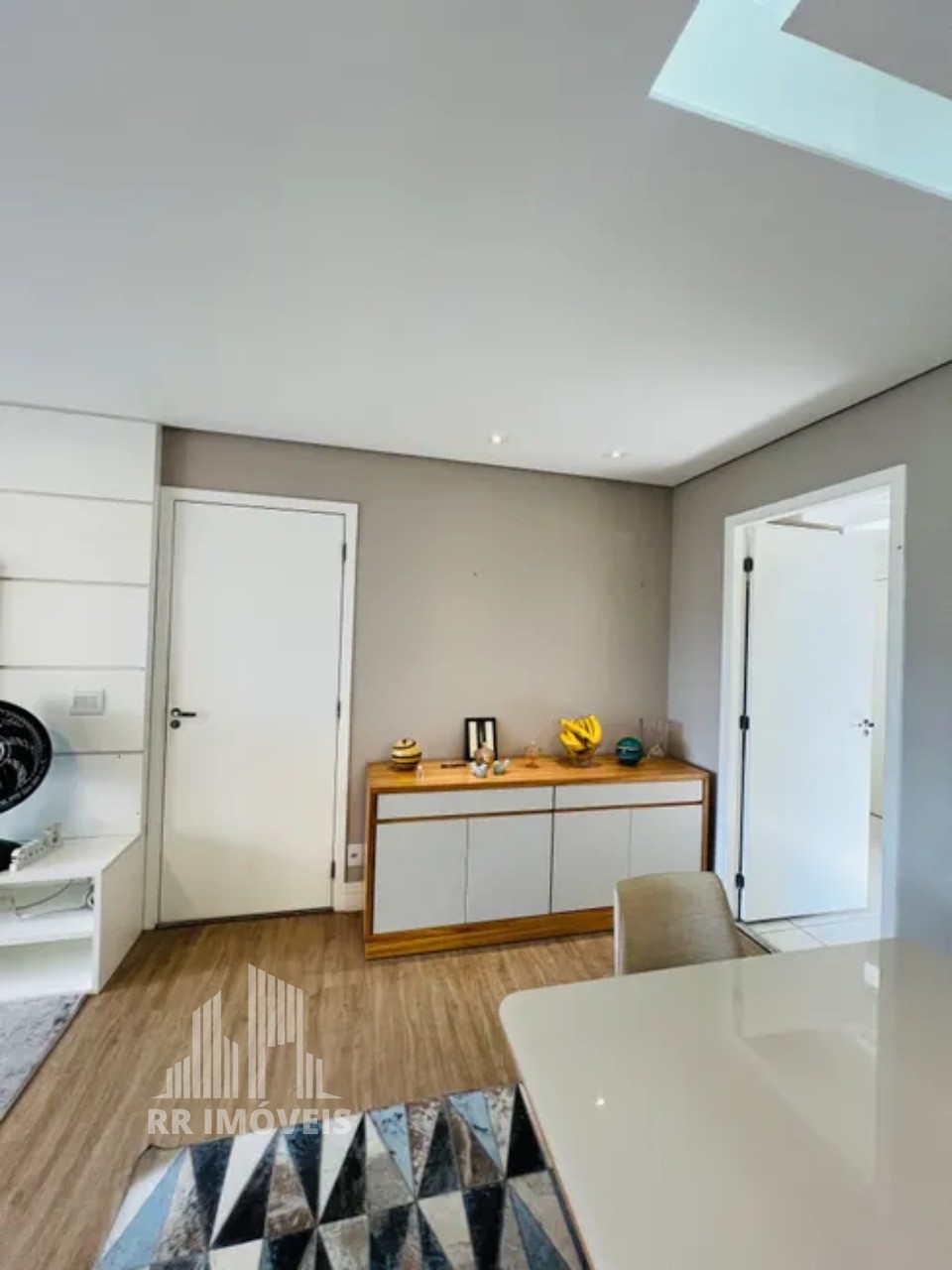 Apartamento à venda com 3 quartos, 107m² - Foto 19