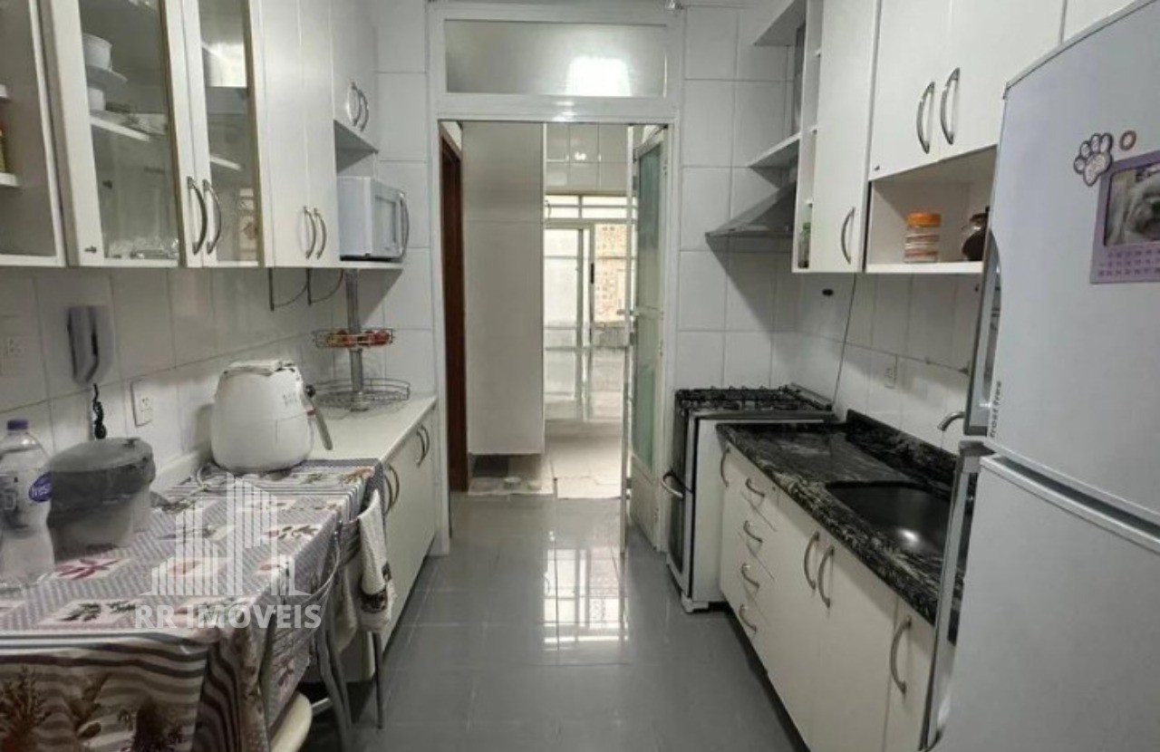 Apartamento à venda com 3 quartos, 168m² - Foto 3