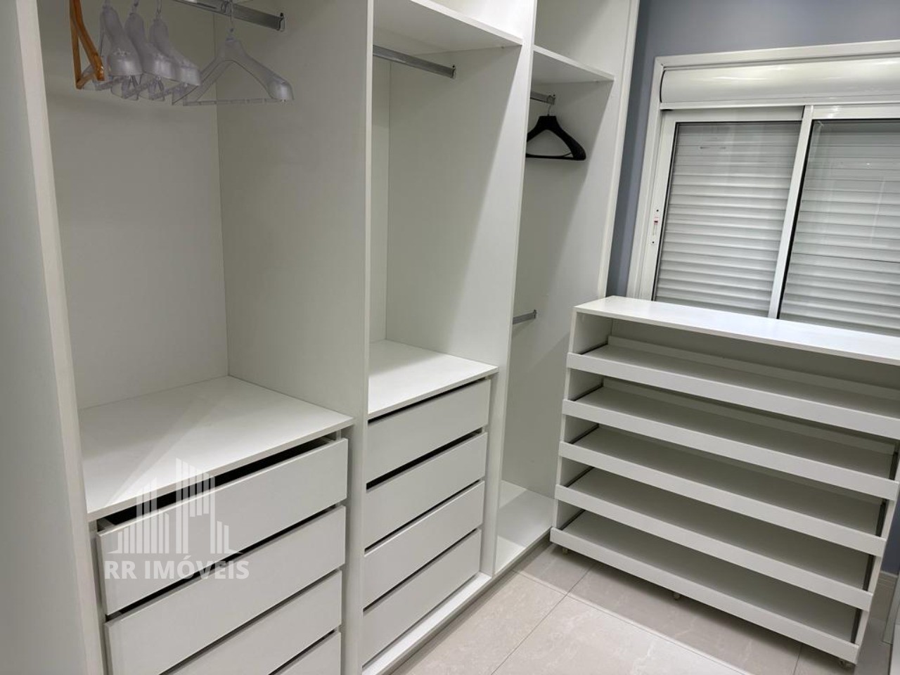 Apartamento à venda com 3 quartos, 87m² - Foto 8