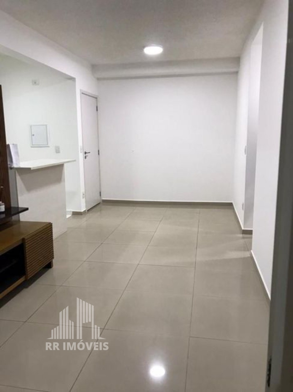 Apartamento à venda com 2 quartos, 68m² - Foto 4