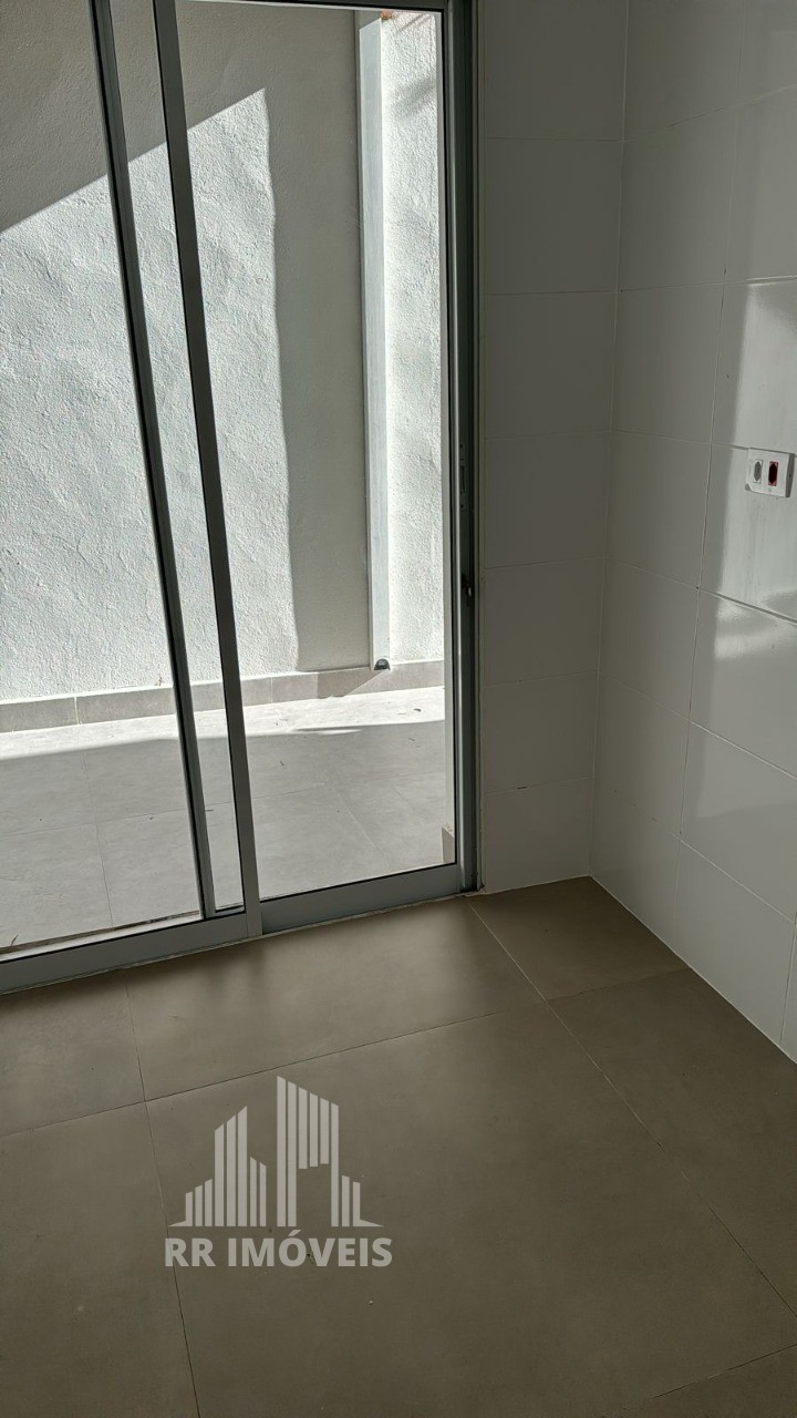 Casa à venda com 5 quartos, 322m² - Foto 21