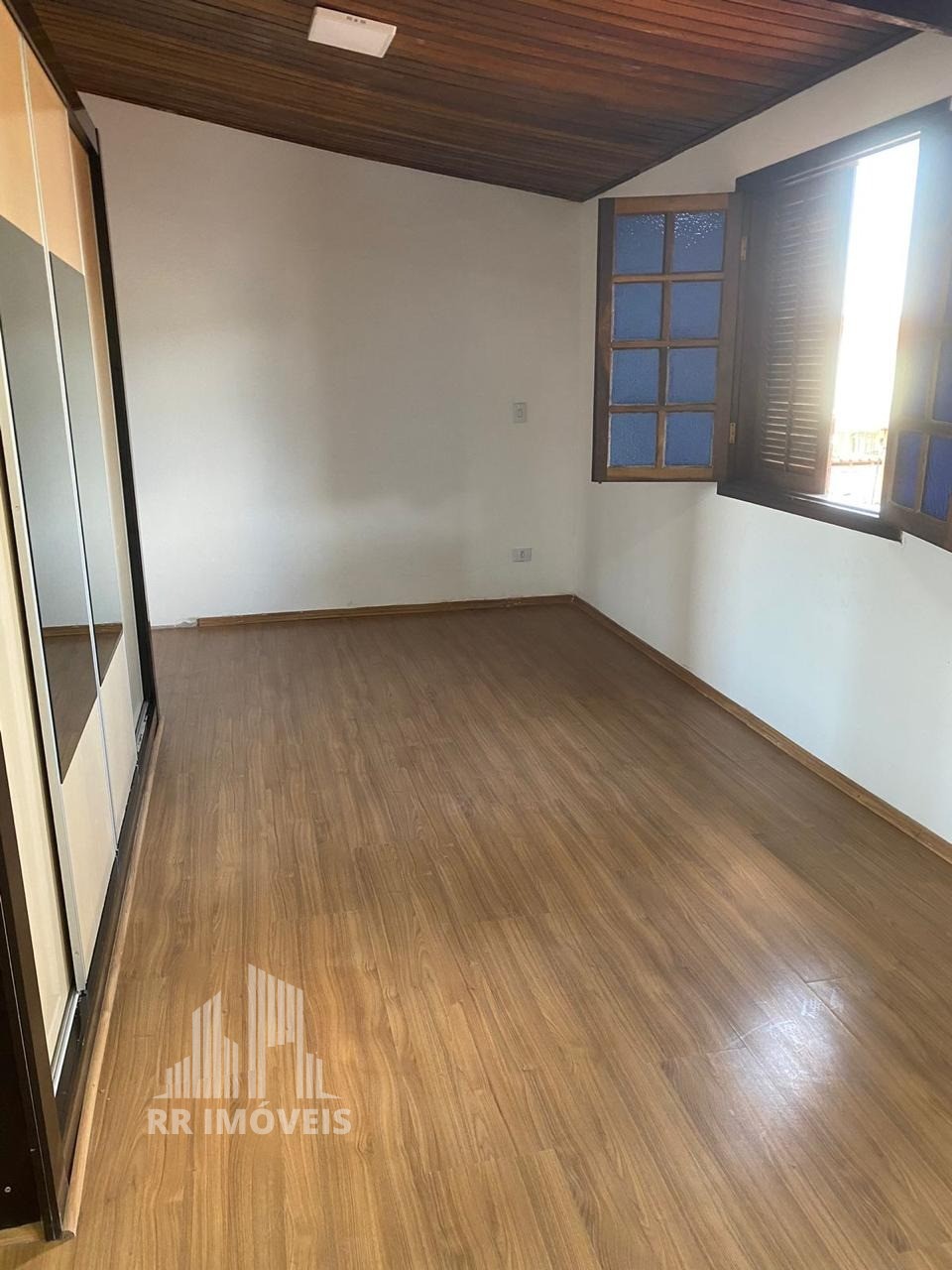 Casa à venda com 2 quartos, 169m² - Foto 16