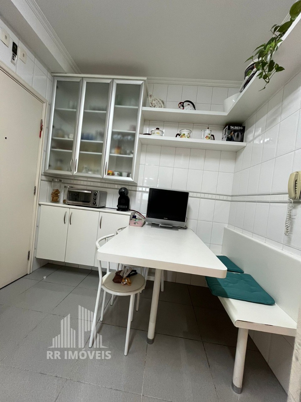 Apartamento à venda com 3 quartos, 139m² - Foto 13