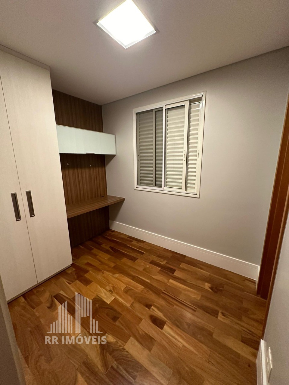 Apartamento à venda com 3 quartos, 122m² - Foto 13