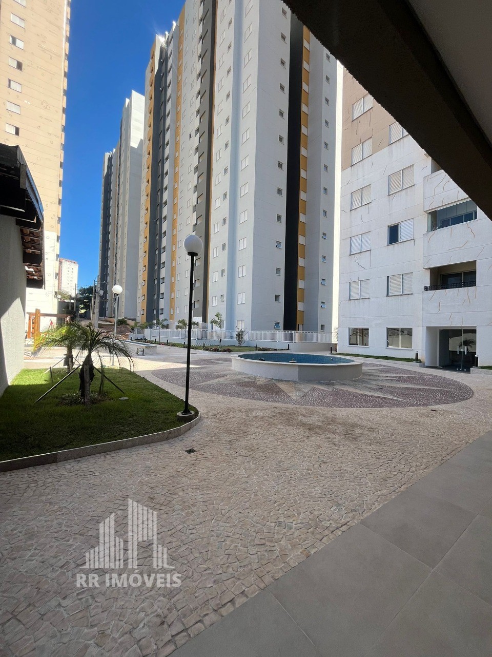 Apartamento à venda com 2 quartos, 67m² - Foto 29