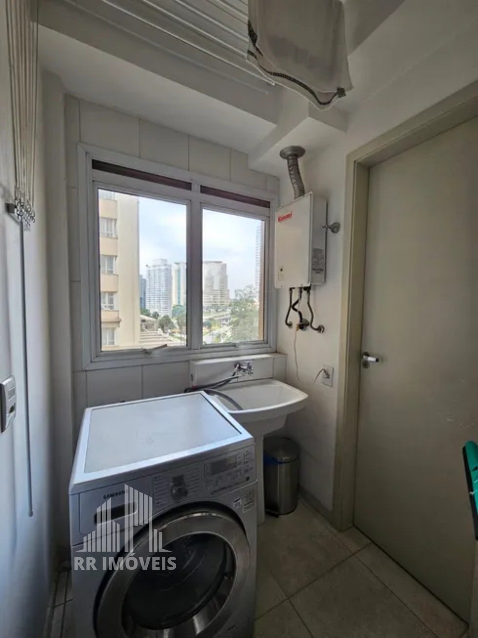 Apartamento à venda com 3 quartos, 107m² - Foto 9